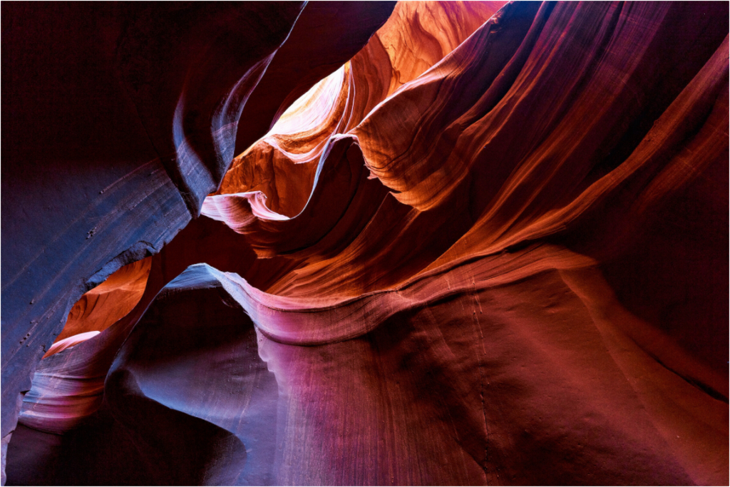 Main image "The Giant" by MB | Marc Bluhm